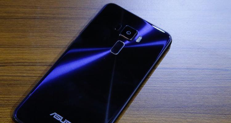 华硕手机ZenFone6（探究华硕手机ZenFone6的卓越做工及其关键优势）
