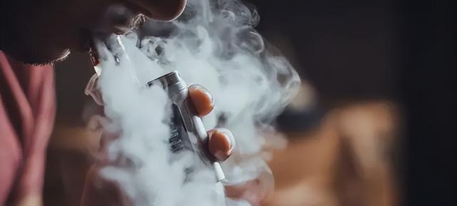 电子烟的危害与影响（电子烟对健康的损害程度及相关调查结果）