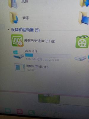 大白菜U盘启动盘装系统教程（使用大白菜U盘制作启动盘，轻松安装系统）