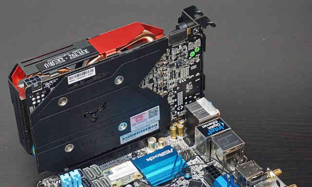 七彩虹960海外版（颠覆传统的游戏体验，打造极致畅快感）