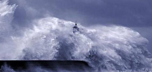 海底地震对地球的影响（揭开海底地震的奥秘，探寻地球震动的真相）