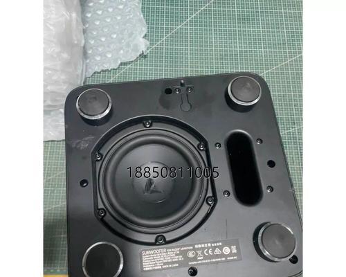 雷蛇巨兽（揭秘雷蛇巨兽的卓越性能与卓越外观）