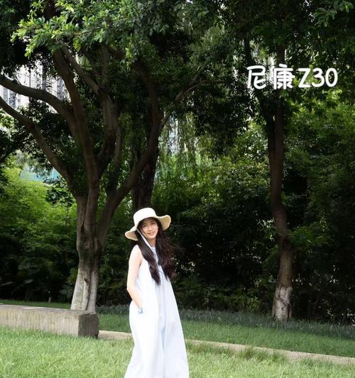 旁轴相机拍人像的魅力与技巧（探索旁轴相机在人像摄影中的优势和拍摄技巧）